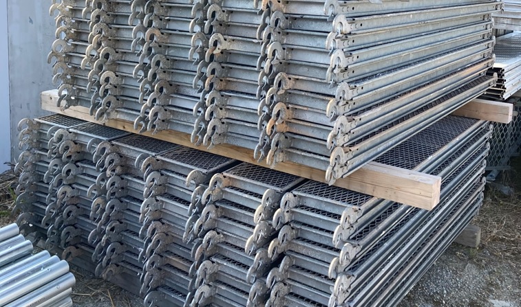 節約 （値下げ）単管パイプ 足場パイプ 中古 屋内使用 